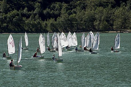 Mini Yacht race at Cavazzo lake